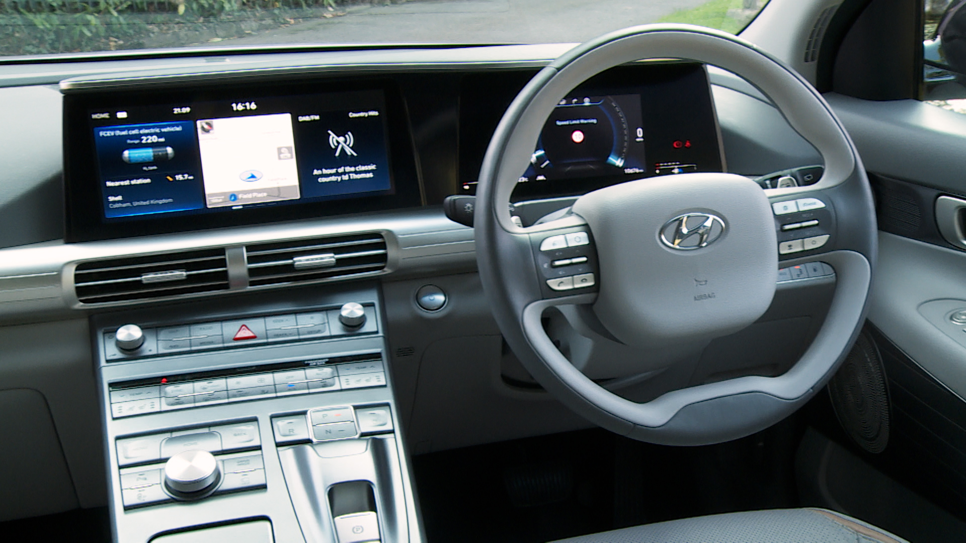 Hydrogen fuel cell Premium SE 5dr CVT